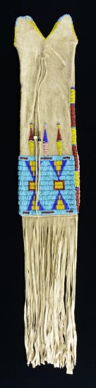 FINE DECORATIVE AMERICAN INDIAN PIPE BAG.