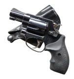 SMITH & WESSON MODEL 36 DA REVOLVER.