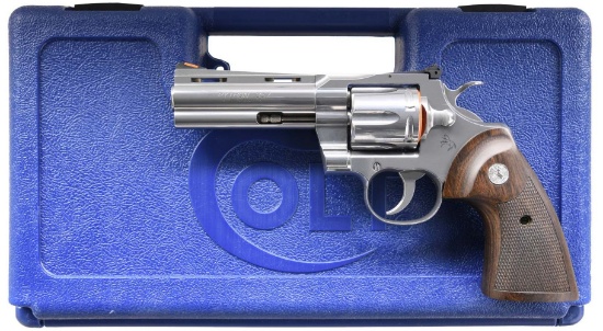 STAINLESS STEEL COLT PYTHON REVOLVER WITH CASE.