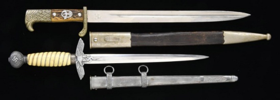 2 WWII GERMAN EDGED WEAPONS.