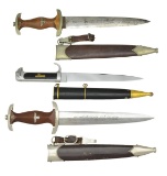 3 AXIS DAGGERS.