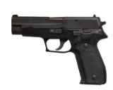 WEST GERMAN SIG SAUER P226 SEMI AUTO PISTOL.