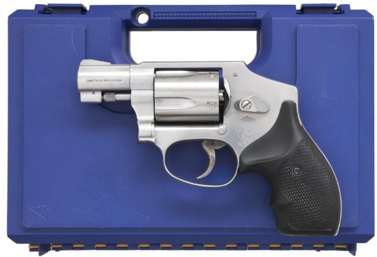 SMITH & WESSON MODEL 940-1 DOUBLE ACTION REVOLVER