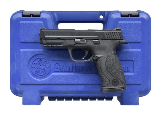 SMITH & WESSON M&P 40 SEMI-AUTOMATIC PISTOL WITH