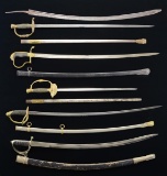 LARGE GROUP OF ANTIQUE EDGED WEAPONS.