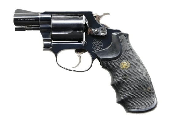 SMITH & WESSON 36-2 DA REVOLVER.