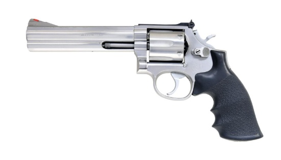 SMITH & WESSON MODEL 686-1 REVOLVER.