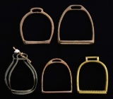 1 PAIR & 4 SINGLE STIRRUPS.