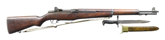 WWII WINCHESTER M1 GARAND SEMI AUTO RIFLE.