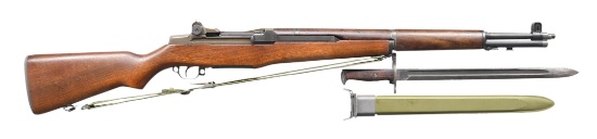WWII SPRINGFIELD ARMORY M1 GARAND SEMI AUTO RIFLE.