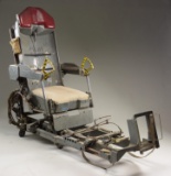 B52 BOMBER PILOT’S EJECTION SEAT.