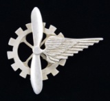 POST WWI ERA FRENCH AIR FORCE MECHANICS BADGE.