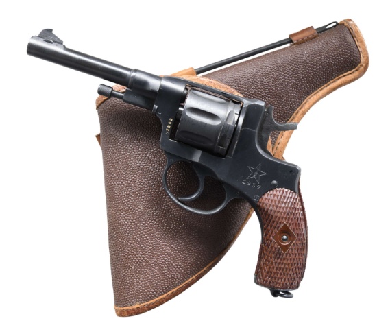 PRE WWII RUSSIAN NAGANT 1895 DA REVOLVER.