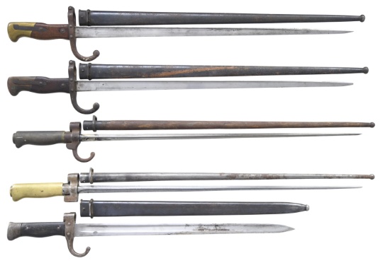 INTERESTING GROUP OF 5 FRENCH MILITARY BAYONETS.
