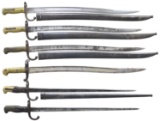 GROUPING OF 6 ANTIQUE FRENCH MILITARY BAYONETS.