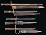 GROUP OF 4 VINTAGE MILITARY BAYONETS.