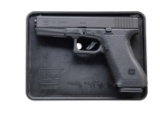 GLOCK 17 GEN 2 SEMI AUTO PISTOL.