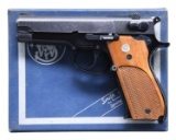 EARLY SMITH & WESSON MODEL 39 SEMI AUTO PISTOL.