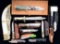 GROUPING OF 13 ASSORTED KNIVES.
