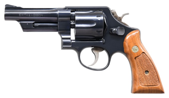 SMITH & WESSON MODEL 520 DA REVOLVER.