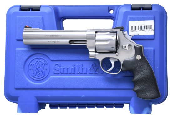 SMITH & WESSON MODEL 629-3 44 CLASSIC DA REVOLVER.