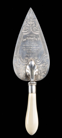 SOLID SILVER PRESENTATION TROWEL.