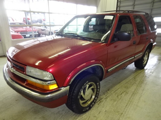 2000 CHEVROLET BLAZER WAGON 4 DOOR 4.3 4WD AUTOMATIC