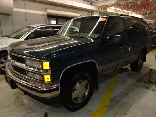 1997 CHEVROLET K1500 TAHOE WAGON 4 DOOR 5.7 4WD AUTOMATIC