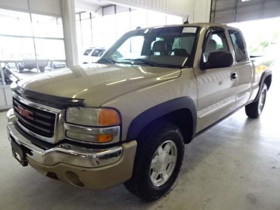 2004 GMC SIERRA QUAD CAB PK SLT 5.3 4WD AUTOMATIC