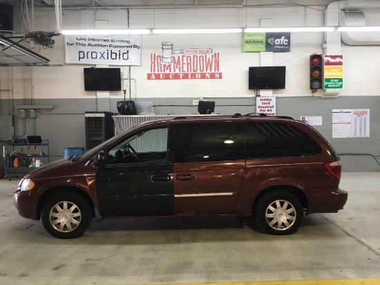 2007 CHRYSLER TOWN & COUNTRY TOURING