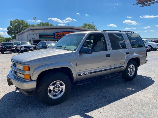 2000 CHEVROLET TAHOE Z71