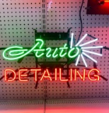 AUTO DETAILING NEON SIGN