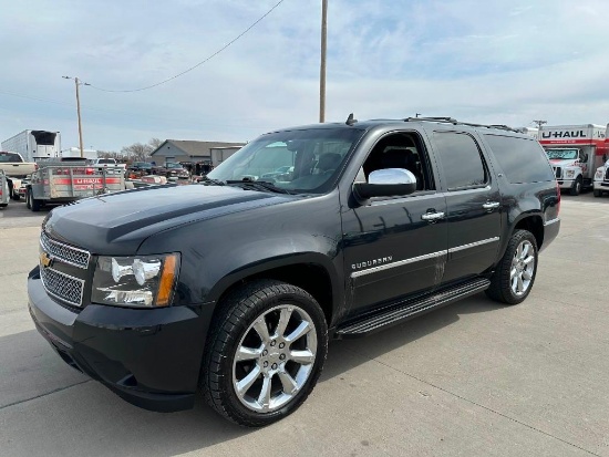 2013 CHEVROLET SUBURBAN LTZ 4X4