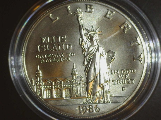 1986-P Statue of Liberty Silver Dollar UNC