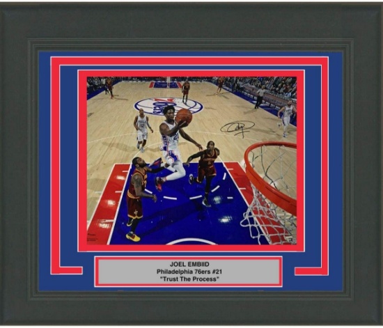 Framed Autographed/Signed Joel Embiid Philadelphia 76ers Sixers 16x20 Basketball Photo Fanatics COA