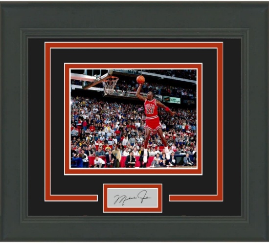 Framed Michael Jordan Chicago Bulls Facsimile Laser Engraved Signature Auto 15x16 Basketball Photo