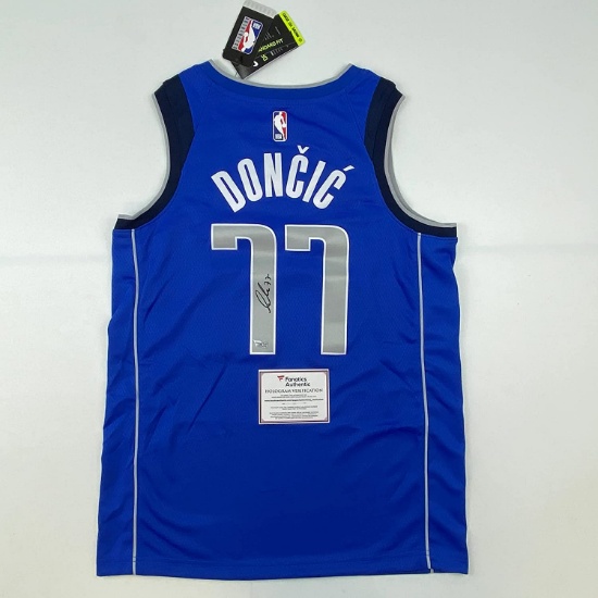 Autographed/Signed Luka Doncic Dallas Mavericks Blue Authentic Basketball Jersey Fanatics COA