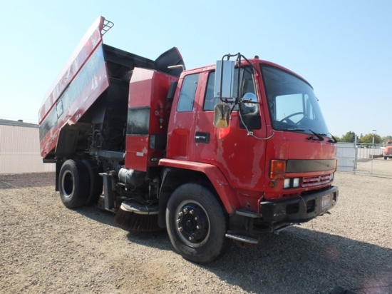 1990 ISUZU SWEEPER TRUCK, ODOM READS: 067574, VIN:JALM7A1NXL3201676