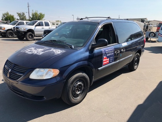 2005 DODGE VAN, VIN:1D4GP24R15B117860, ODOM READS: 91,790 - FRONT DRIVER WINDOW DOES NOT RAISE