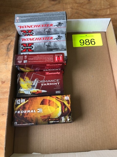100 ROUNDS 243: (40) WINCHESTER 100 GRN POWERPOINT, (40) HORNADY 75 GRN V-MAX 20, (20) FEDERAL 95 GR