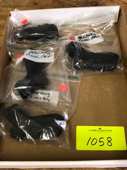 (4) MOSSBERG PISTOL GRIPS