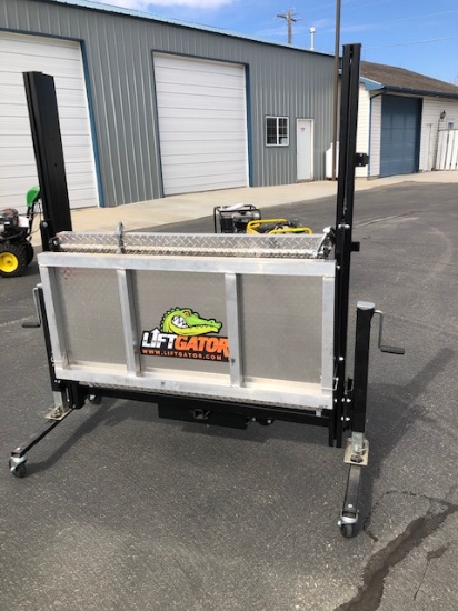 LIFTGATOR RECEIVER HITCH PICKUP LIFT GATE