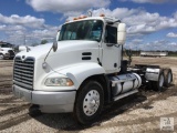 2002 Mack CX613 Vision Day Cab T/A Truck Tractor