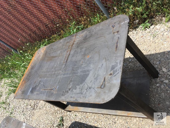 Unused Heavy Duty 30in X 57in Welding Shop Table with Shelf