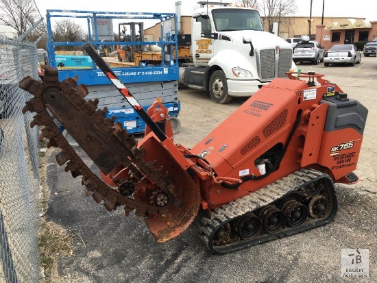 2014 Ditch Witch SK755 Mini Skid Steer