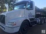 2011 Volvo T/A Truck Tractor [YARD 2]