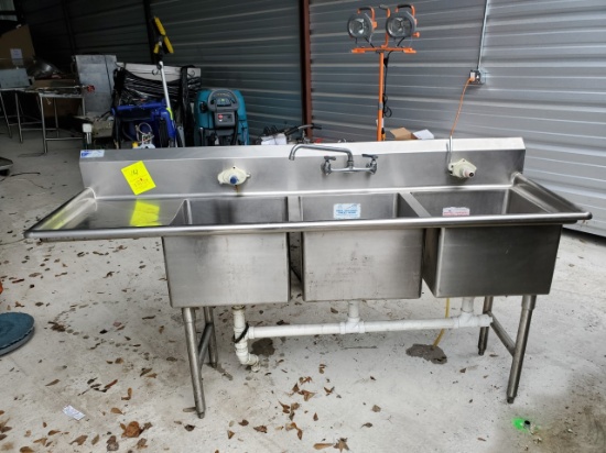 Stainless Steel Bar or Food Truck 3 Hole Sink