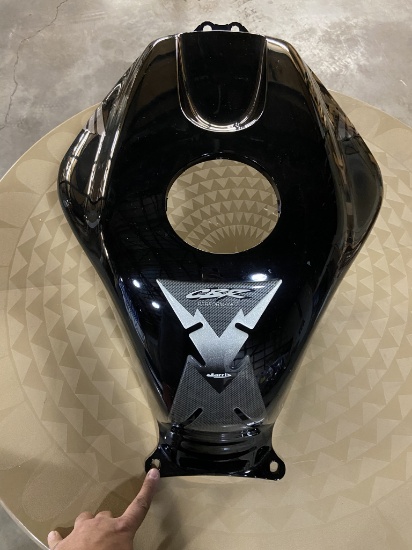 Honda CBR600 Gas Tank Cover