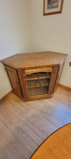 Traditional Cornwall Style TV Stand