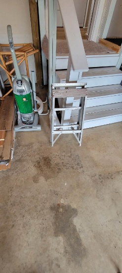 Aluminum Step Ladder